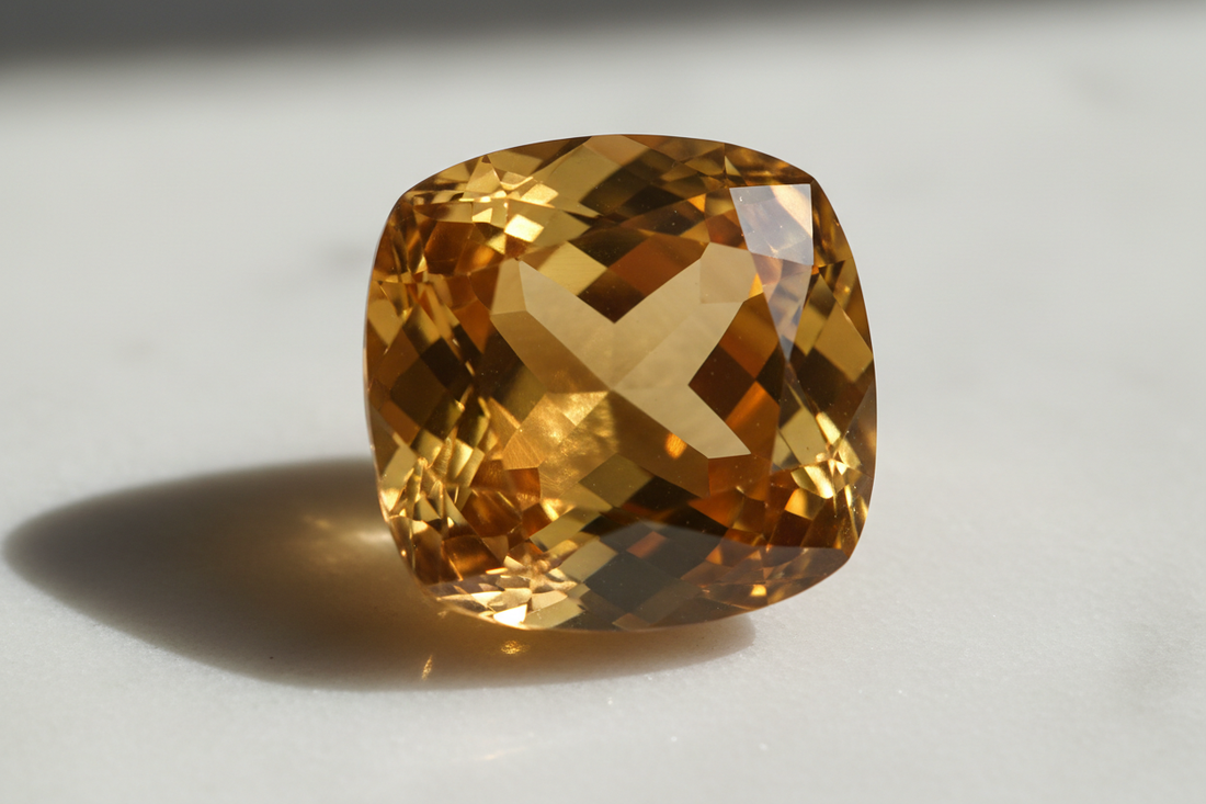 Golden Topaz Solar Plexus Chakra: Manifestation and Intention Setting