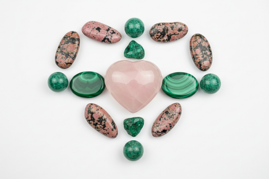 Heart Chakra Color Green and Pink: Meaning & Crystal Healing