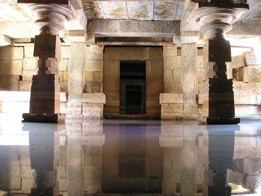 The Lost Zircon Scrolls: How Ancient Scribes Unlocked the Gem's Sacred Geometry in Forgotten Temples