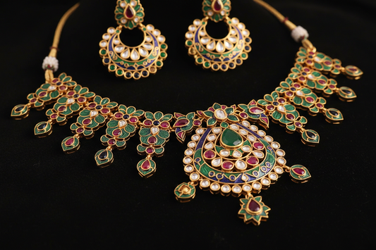 Indian Gemstone Craftsmanship: Kundan, Meenakari and the Art of Sacred Stone Setting