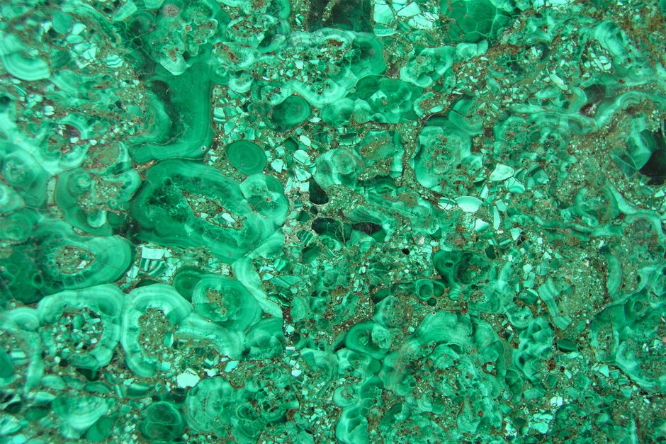 How Malachite Certification Affects Resale Value: A Buyer's Guide to Gemstone Investment