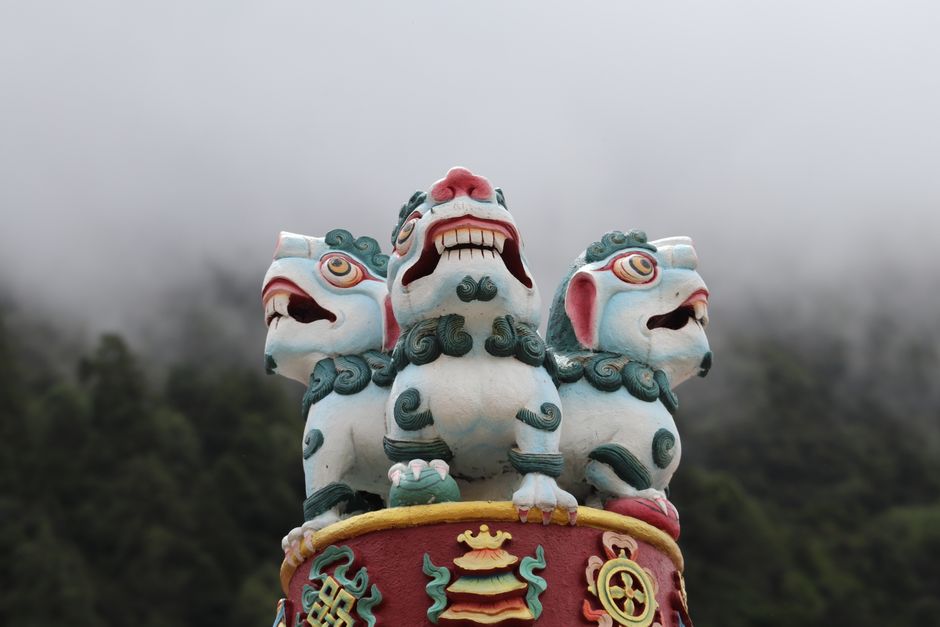 Turquoise Without a Mine: How Seized Tibetan Ornaments Became Museum Evidence