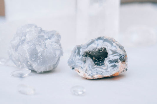 Turquoise Treatment and Enhancement: A Gemological Deep Dive into Laboratory vs. Field Stabilization Techniques