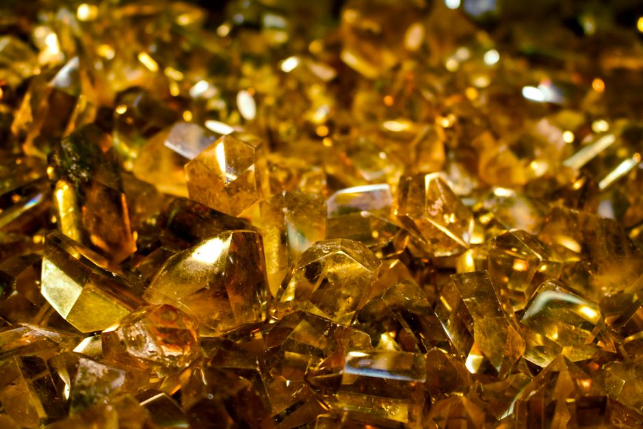 Expert Guide to Heliodor Varieties: From Golden Beryl to Greenish-Yellow Gems