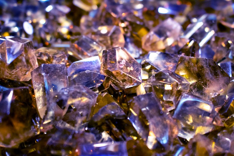 How to Identify Fake Color Change Garnet: Expert Collector Tips for Spotting Imitations