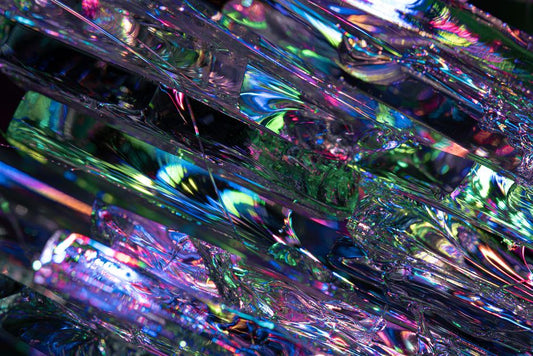 Tsavorite Garnet’s Optical Wizardry: From the Kenyan Hills to a Spectrum of Fire