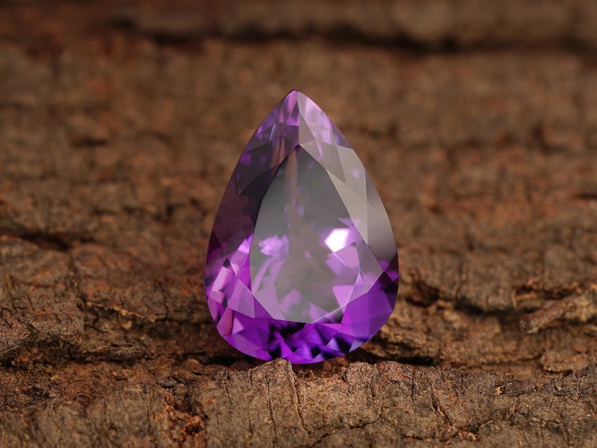 Alexandrite: Varieties, Related Stones, and Frequently Asked Questions
