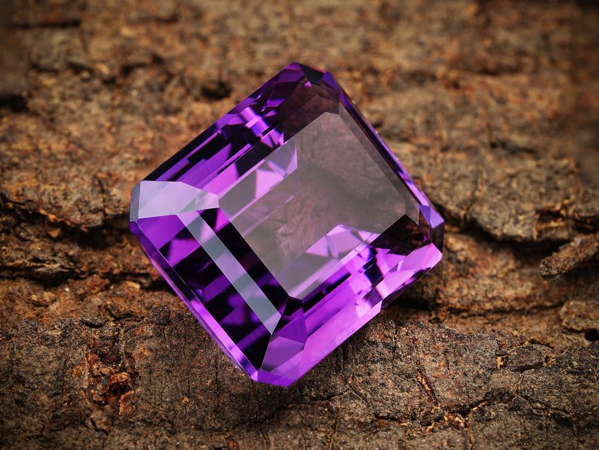 Tanzanite at Auction: When Does a Geographic Origin Claim Justify a Premium?