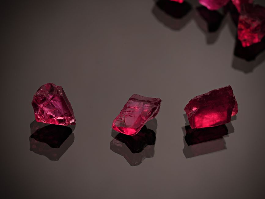 The Ruby Collector's Playbook: Choosing Investment-Grade Rubies for Milestone Moments