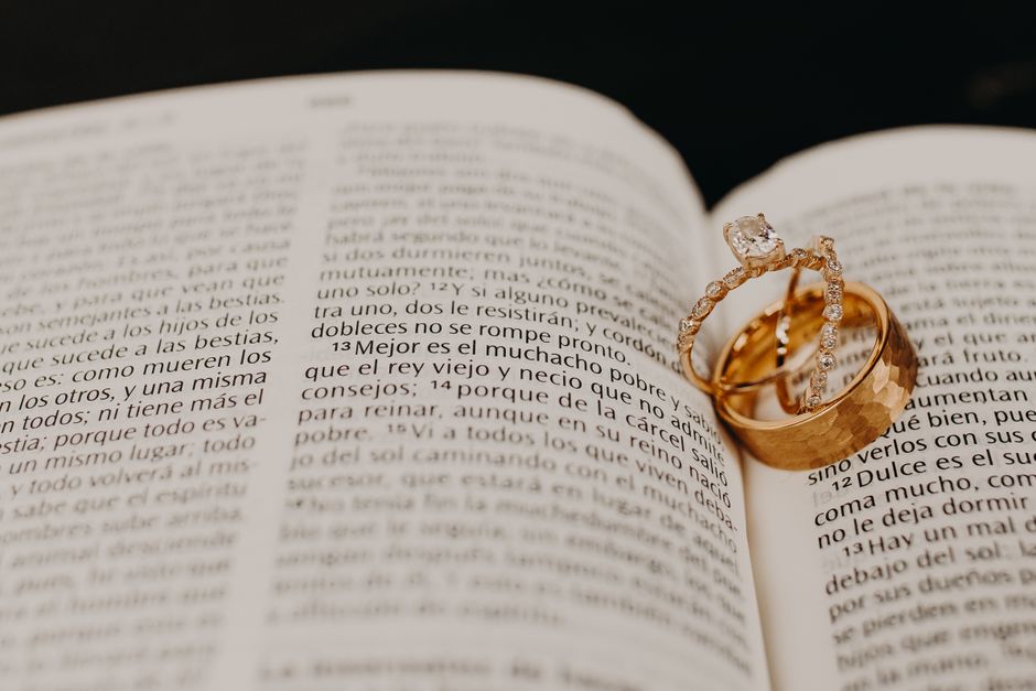 How to Read a Diamond Certificate: A Practical Guide for Engagement Ring Buyers