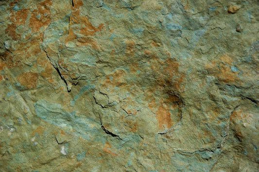 Pietersite Losing Its Color? How Hardness, Scratching, and Abrasion Change the Stone