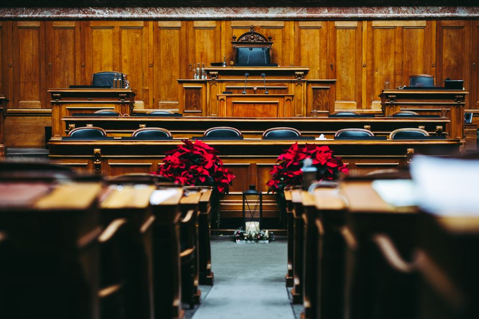 Paste, Power, and the Politics of Appearing Rich at Court