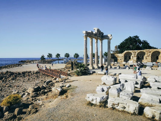 The Sea Stone of the Roman World: Aquamarine in Antiquity