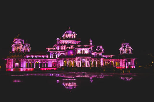 The Maharaja's Mashru: How Silk Road Spinel Jewels Shaped Mughal Imperial Identity