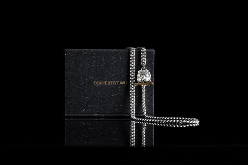The Zircon Conundrum: How to Spot Synthetic and Imitation Zircons in a Collector’s World