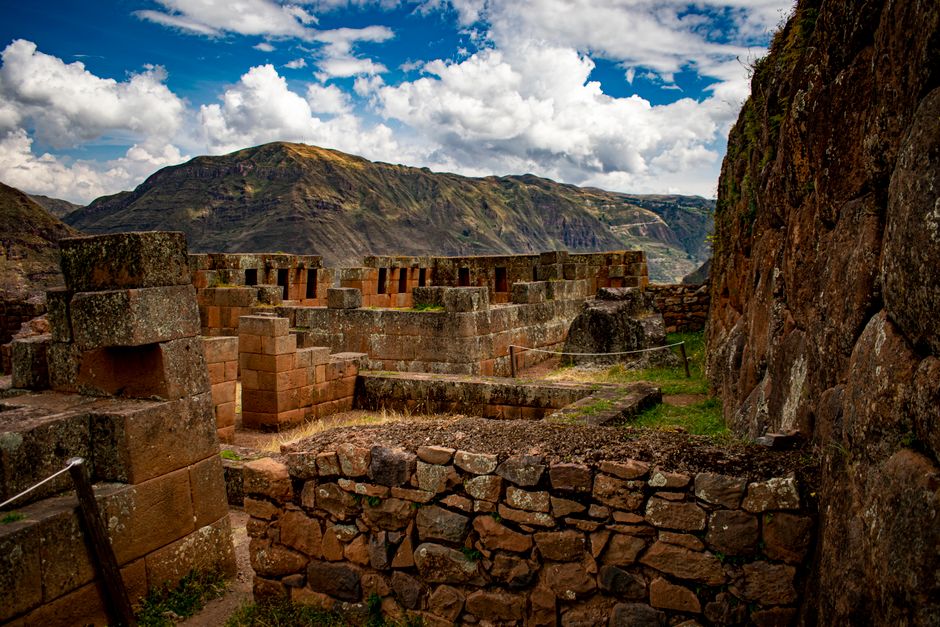 The Inca Rose: Unearthing the Sacred Legacy of Rhodochrosite in Ancient Andean Civilizations