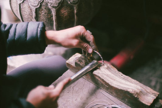 The Secret Life of Sapphire: An Origin Spotlight on Heat Treatment and Enhancement Techniques