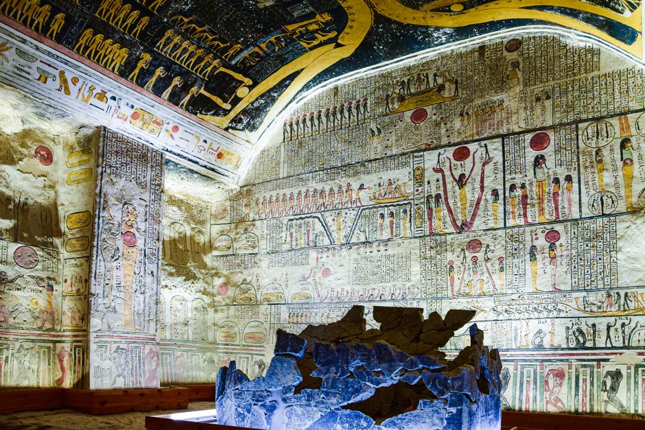 Why Did Ancient Egyptians Use Lapis Lazuli in Royal Tombs? The Blue Stone of the Pharaohs and Its Cosmic Legacy