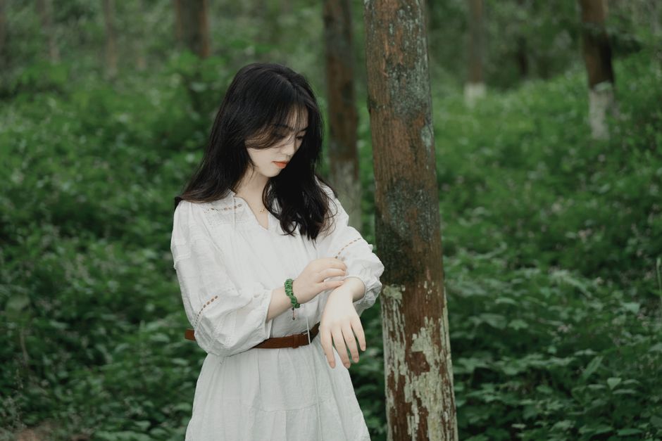 Can You Shower in Nephrite Jade Jewelry Without Fading It?