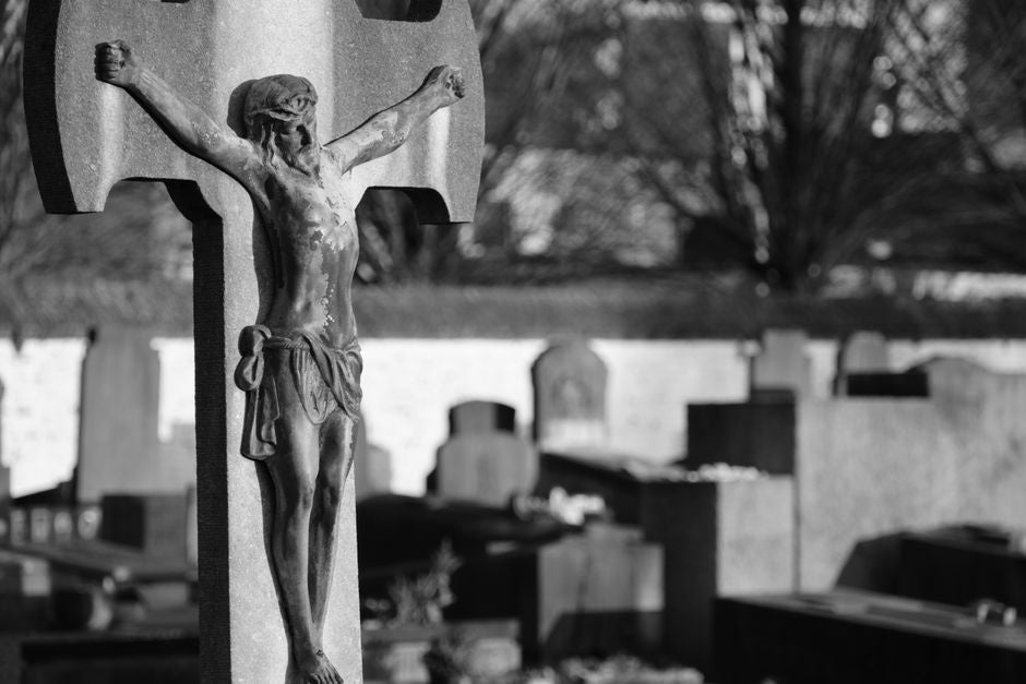 Bloodstone and the Crucifixion: The Gem That Witnessed the Death of Christ