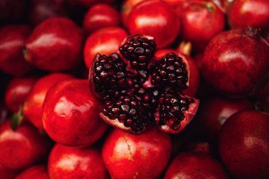 The Pomegranate Garnet of Ancient Carthage: Ritual, Trade, and Royal Power