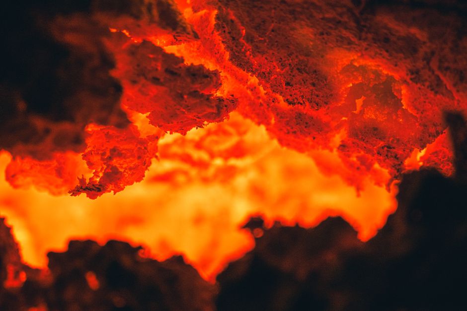 Makeup on Painite Jewelry: Cleaning Without Heat or Thermal Shock