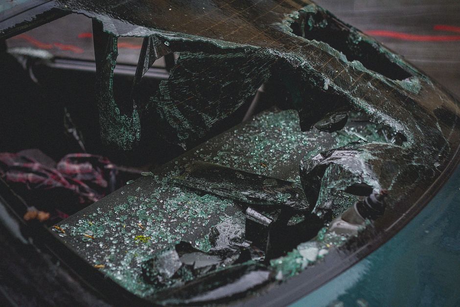 Rose Quartz Chipping and Impact Damage: What to Document for Insurance Before and After a Break