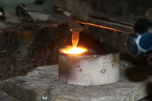The Alchemy of Aluminum: How Trace Elements Forge the Spectrum of Sapphire