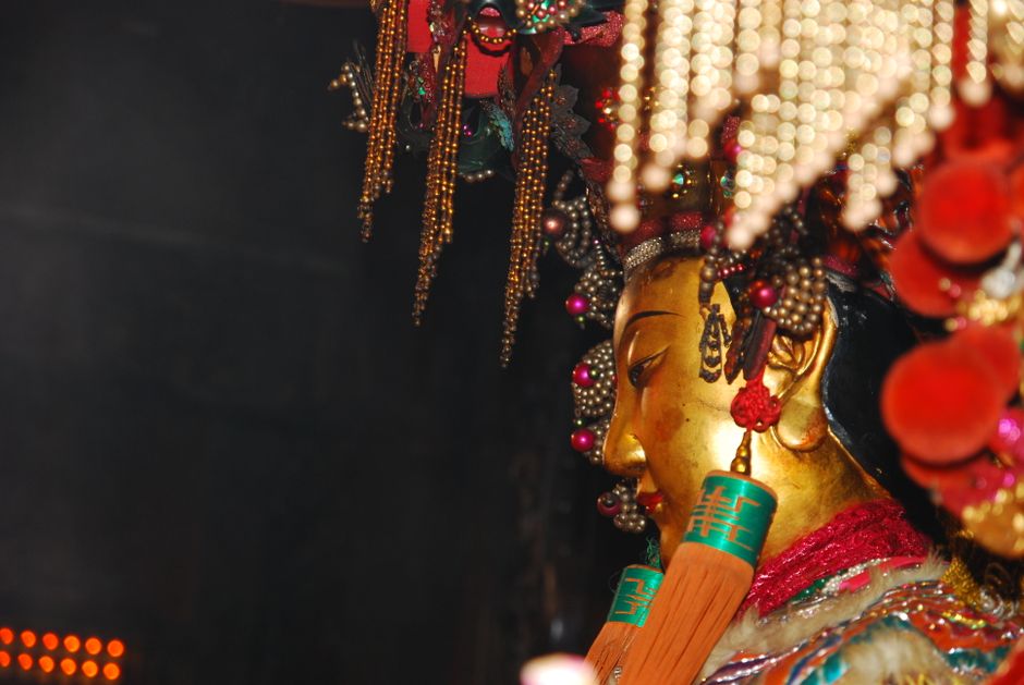 Imperial Topaz on the Silk Road: A Crown Jewel of Ancient Trade