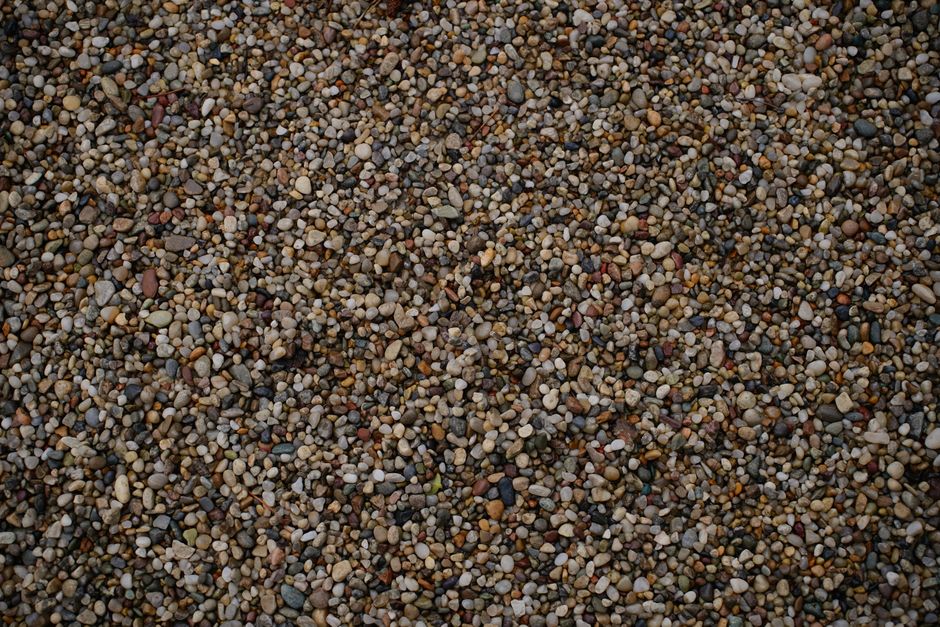 Grandidierite: Varieties, Related Stones, and Complete A-Z Profile