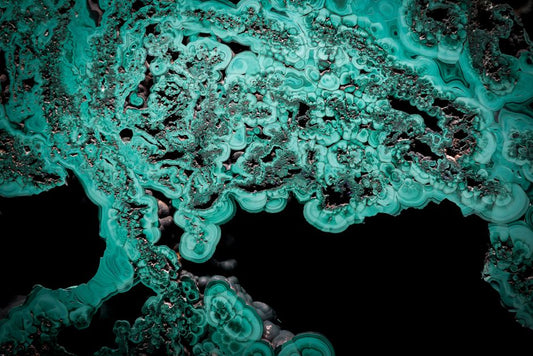 The First-Time Buyer's Guide to Chrysocolla: Spotting Fakes and Avoiding Costly Mistakes