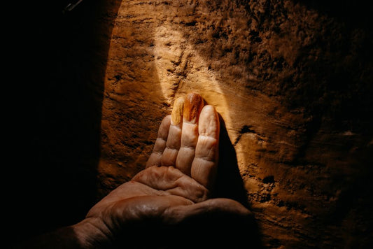 Reading the Stone: Dominican Amber, Colonial Mining, and the Myths That Traveled With It