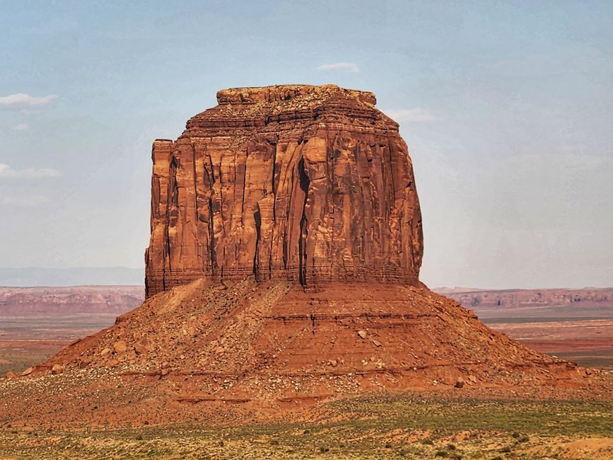 The Sacred Turquoise of the Navajo: Myth, Ceremony, and the Spirit of the Sky Stone