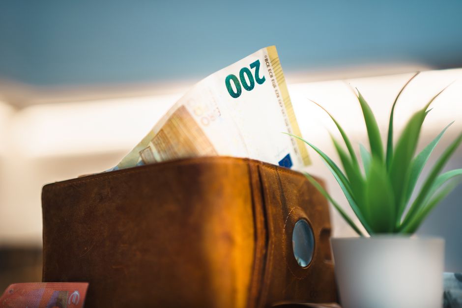 Painite Buying Guide: How to Vet Dealers and Navigate Budget and Price Tiers