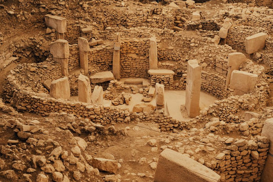 Carnelian in the Crucible: How Three Ancient Civilizations Transformed a Stone into a Sacred Bridge