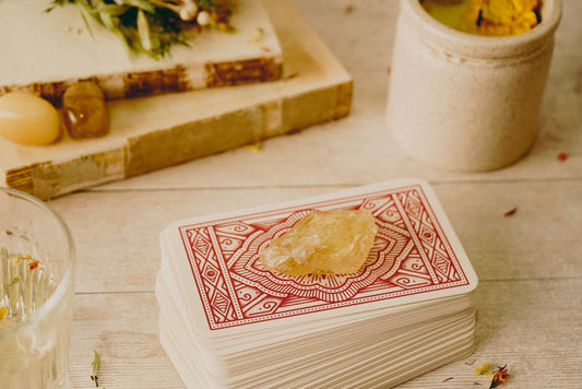 Libyan Desert Glass and the Mythic Imagination: Reading a Stone Without a Tradition