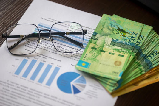Benitoite Buying Guide: How to Read a Laboratory Report and Invest Wisely