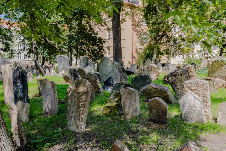 Bloodstone Care and Maintenance: Preserving the Cultural Legacy of the Martyr's Stone