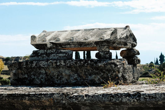 The Atlantis Stone: Unearthing Larimar’s Lost Atlantean Trade Route in Hermetic Tradition