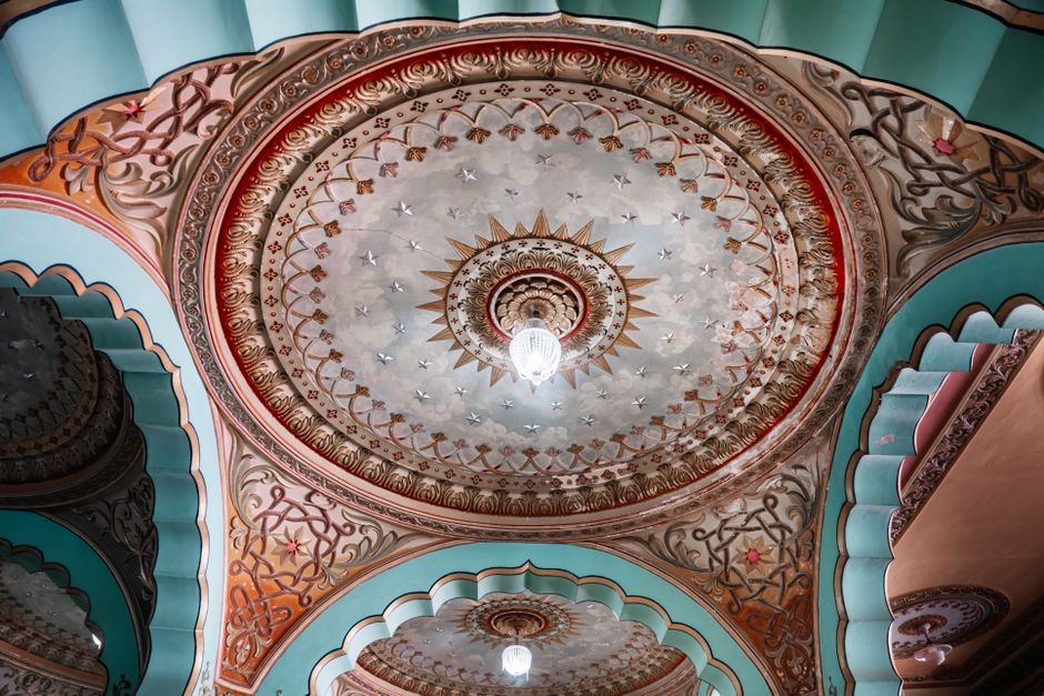The Star of India: Unveiling the Esoteric Legacy of Sri Lanka’s Sapphire Heritage in Ancient Singhalese Royal Courts