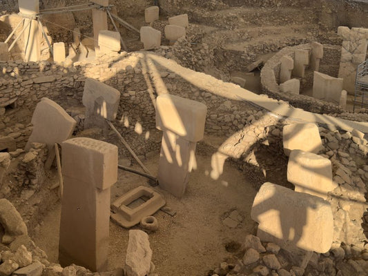 Peridot in the Crossfire: Sacred Stones and Colonial Extraction in the Red Sea