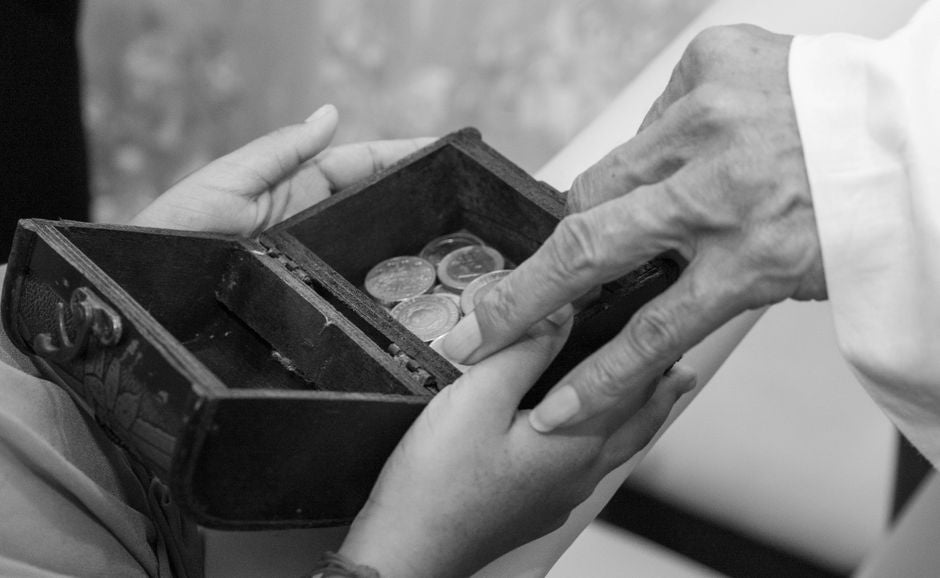 Lepidolite in Dowry and Inheritance: What Heirloom Objects Reveal and Conceal