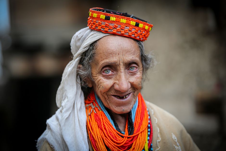 Rainbow Moonstone: The Oral Traditions and Regional Gem Cultures of the Hindu Kush