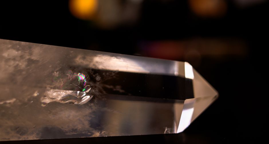 Hackmanite's Tenebrescence: The Optical Phenomenon Shaping the Future of Gemology