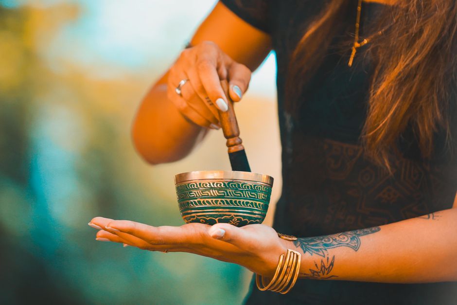 Peridot and the Solfeggio Frequencies: A Guide for Spiritual Practitioners