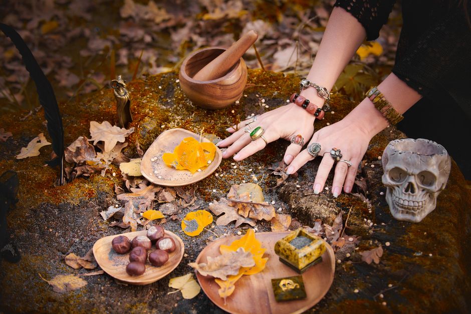 Carnelian Jewelry Care: A Beginner's Guide to Protecting Your Stone and Its Setting