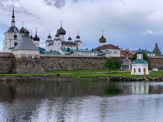 The Black Stone of the Tsars: Shungite’s Journey from Karelia to the Russian Imperial Court