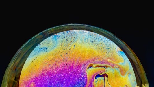 Selenite Iridescence: Why the Trade Name Says Nothing About the Effect