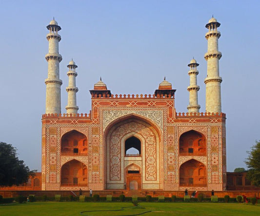 The Emeralds of the Mughal Empire: Stone of Paradise, Power, and Prophecy