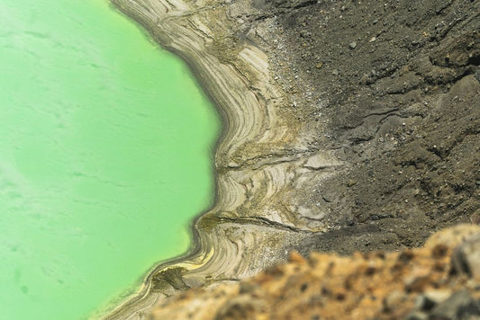 Tsavorite: The Vivid Green Garnet’s Geological Formation and Origin Deposits